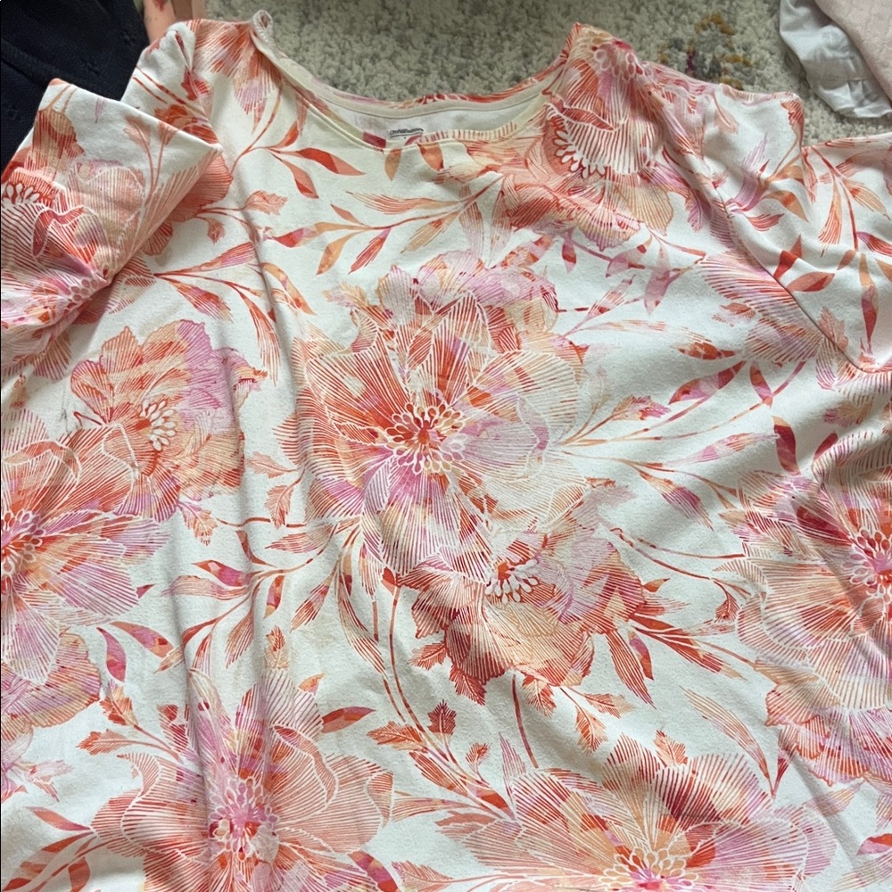 Croft & Barrow Pink and Orange Floral Short Sleeve Top